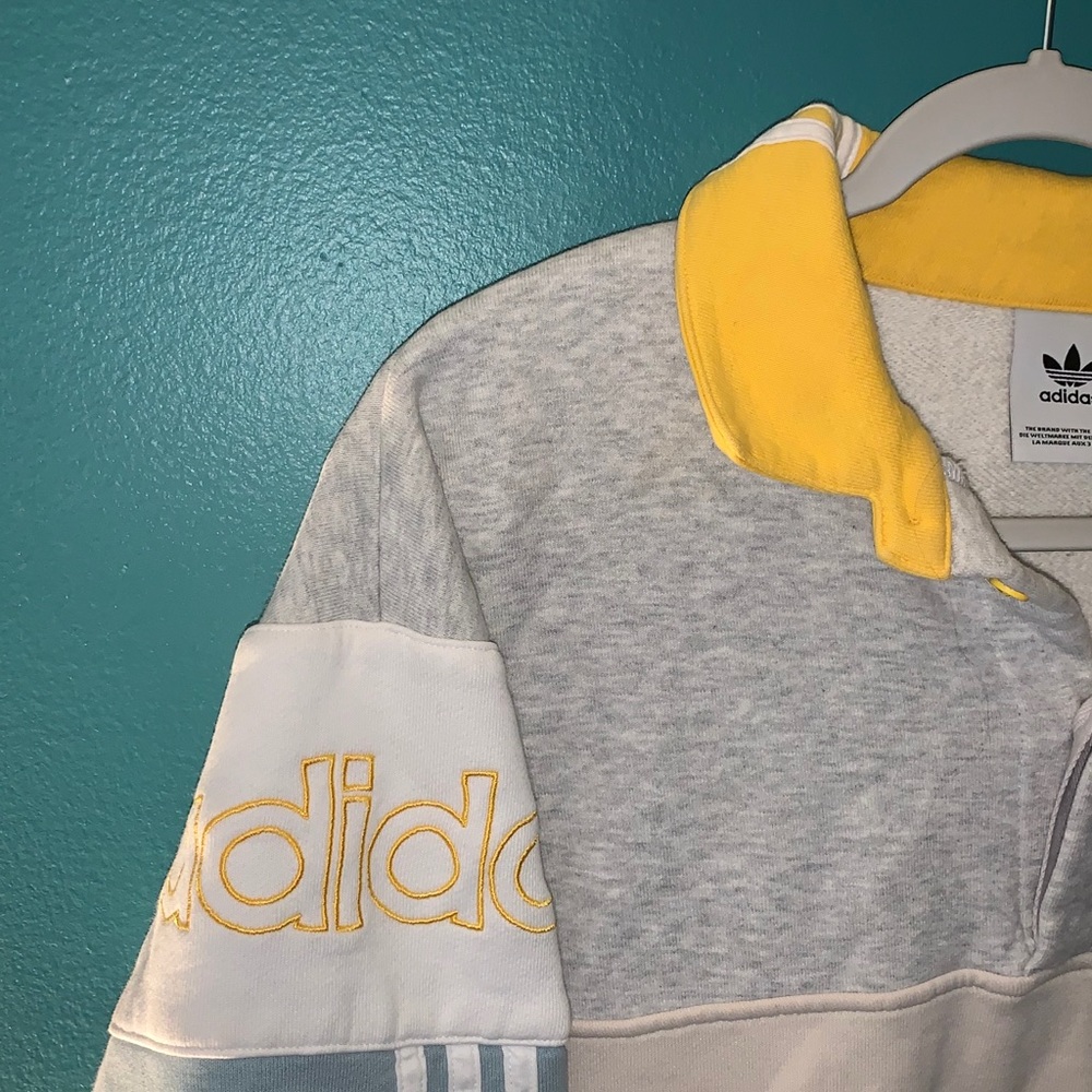 Color Block Adidas Quarterzip - Picture 2 of 4